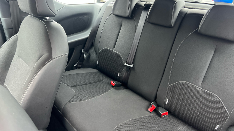 DS 3 1.2 PureTech 82 Chic 3dr Petrol Hatchback